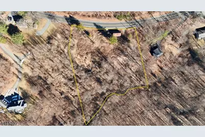 197 E Mill Rd, Washington Township, NJ 07853 - Photo 5