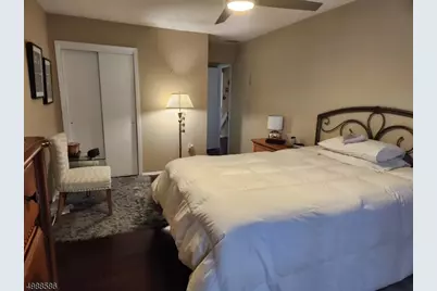 64 Sycamore Ct, Bernards Township, NJ 07920 - Photo 17