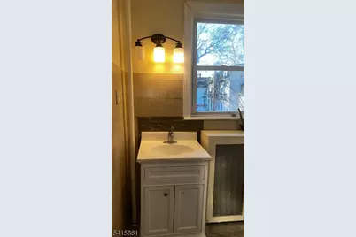 127 S Burnett St, East Orange, NJ 07018 - Photo 13