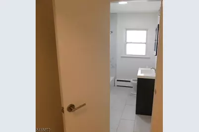 21 W 14th St #2, Bayonne, NJ 07002 - Photo 13