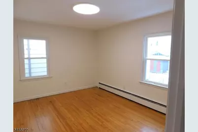 21 W 14th St #2, Bayonne, NJ 07002 - Photo 19