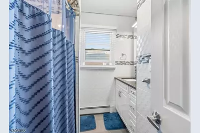 106 W Gibbons St, Linden, NJ 07036 - Photo 23