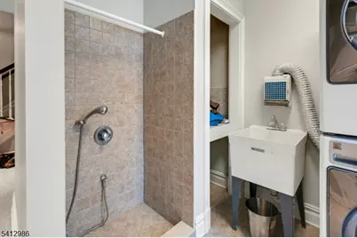 127 Waughaw Rd, Montville Township, NJ 07082 - Photo 29