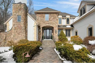 127 Waughaw Rd, Montville Township, NJ 07082 - Photo 3