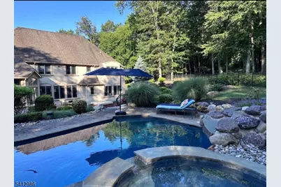 127 Waughaw Rd, Montville Township, NJ 07082 - Photo 5