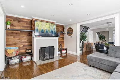 32 Elmwood Ter, Irvington, NJ 07111 - Photo 5