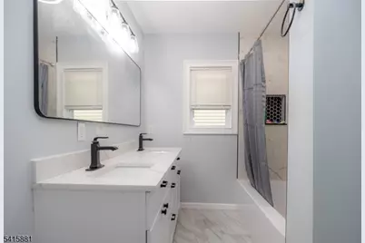 65 Rutgers St, Irvington, NJ 07111 - Photo 11