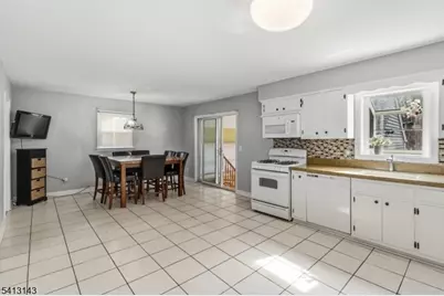 34 Sand Hill Rd, Morristown, NJ 07960 - Photo 7