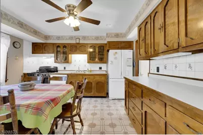 39 Deerfield Rd, Hanover Township, NJ 07981 - Photo 15