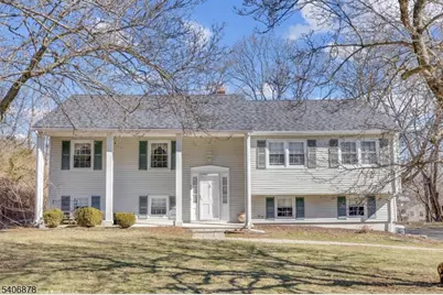 39 Deerfield Rd, Hanover Township, NJ 07981 - Photo 1