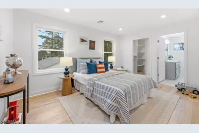 16 Stephen Street, Montclair Twp., NJ 07042 - Photo 33