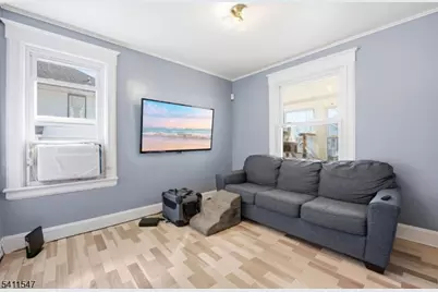 111 Sheridan Ave, Roselle, NJ 07203 - Photo 5