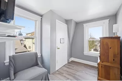 111 Sheridan Ave, Roselle, NJ 07203 - Photo 15