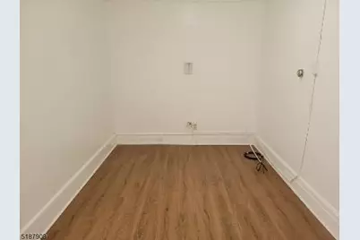 25 Kingsley St, West Orange Township, NJ 07052 - Photo 9