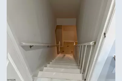 15B Delar Pkwy, Franklin Township, NJ 08823 - Photo 25