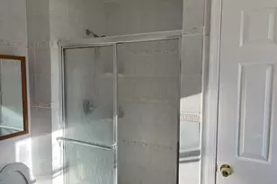 15B Delar Pkwy, Franklin Township, NJ 08823 - Photo 33