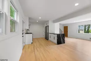 54 Park Terrace, Caldwell, NJ 07006 - Photo 7