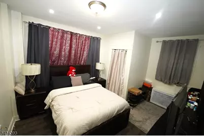 183 N Munn Ave, East Orange, NJ 07017 - Photo 15