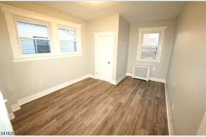 183 N Munn Ave, East Orange, NJ 07017 - Photo 7