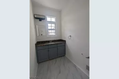 200 Burnett Ave #3, Maplewood, NJ 07040 - Photo 13