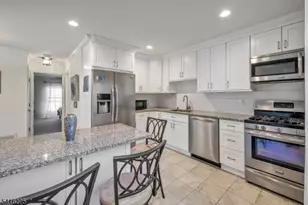 181 Long Hill Rd, Little Falls Township, NJ 07424 - Photo 9