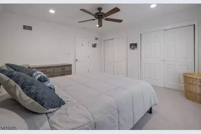 181 Long Hill Road #12, Little Falls Township, NJ 07424 - Photo 13