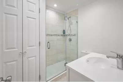 181 Long Hill Road #12, Little Falls Township, NJ 07424 - Photo 15