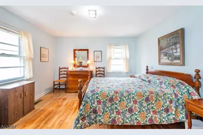 33 Laurel Place, West Caldwell, NJ 07006 - Photo 17