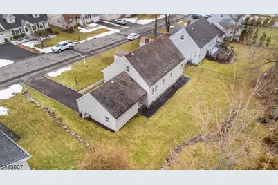 33 Laurel Place, West Caldwell, NJ 07006 - Photo 27