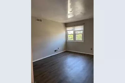 8G Neilson St, New Brunswick, NJ 08901 - Photo 7