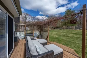 10 Peary Dr, Vernon Twp., NJ 07461 - Photo 27