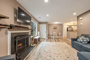 49 Sage Ct, Bedminster Township, NJ 07921 - Photo 11