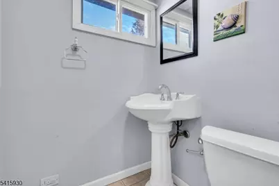 126 Princeton Ave, Dover, NJ 07801 - Photo 17