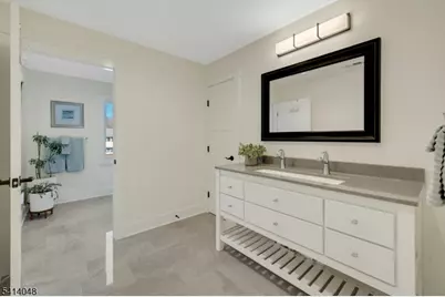 586 W Shore Trl, Sparta Township, NJ 07871 - Photo 29