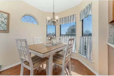 224 Lobelia Ct, Readington, NJ 08889 - Photo 5