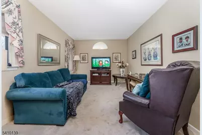 224 Lobelia Ct, Readington, NJ 08889 - Photo 19