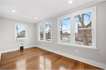 16 Munn St #2, Montclair, NJ 07042 - Photo 7