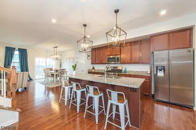 18 Trailwood Dr, Mount Arlington, NJ 07856 - Photo 1