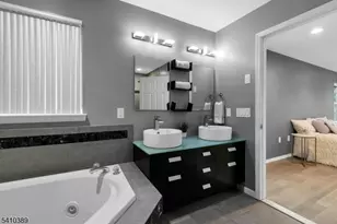 450 Vanderveer Rd, Bridgewater, NJ 08807 - Photo 27