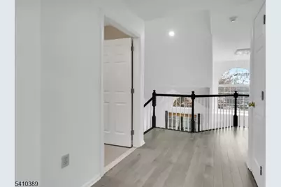 450 Vanderveer Rd, Bridgewater, NJ 08807 - Photo 33