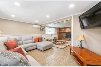 2 Rolling View Dr, Independence Township, NJ 07840 - Photo 11