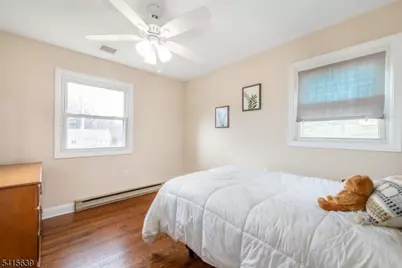 2 Rolling View Dr, Independence Township, NJ 07840 - Photo 9