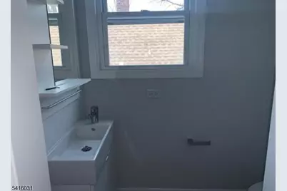 52 Thomas St #3, Bloomfield, NJ 07003 - Photo 5