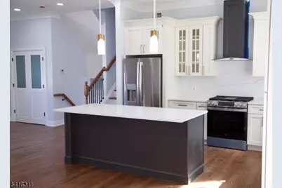 3 Cambridge Rd, East Hanover Township, NJ 07936 - Photo 7