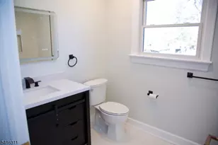 3 Cambridge Rd, East Hanover Township, NJ 07936 - Photo 25