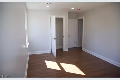 3 Cambridge Rd, East Hanover Township, NJ 07936 - Photo 17