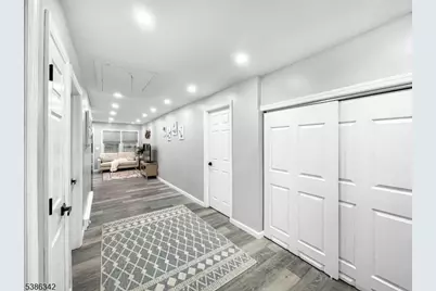 208 Fayette Ave, Wayne, NJ 07470 - Photo 9