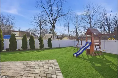 44 Manor Rd, Livingston, NJ 07039 - Photo 43