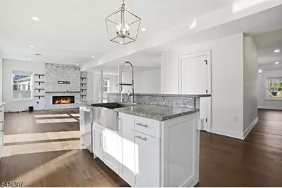 44 Manor Rd, Livingston, NJ 07039 - Photo 15