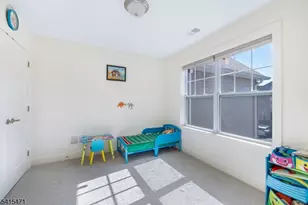 8 Watersedge Dr, Parsippany, NJ 07005 - Photo 35